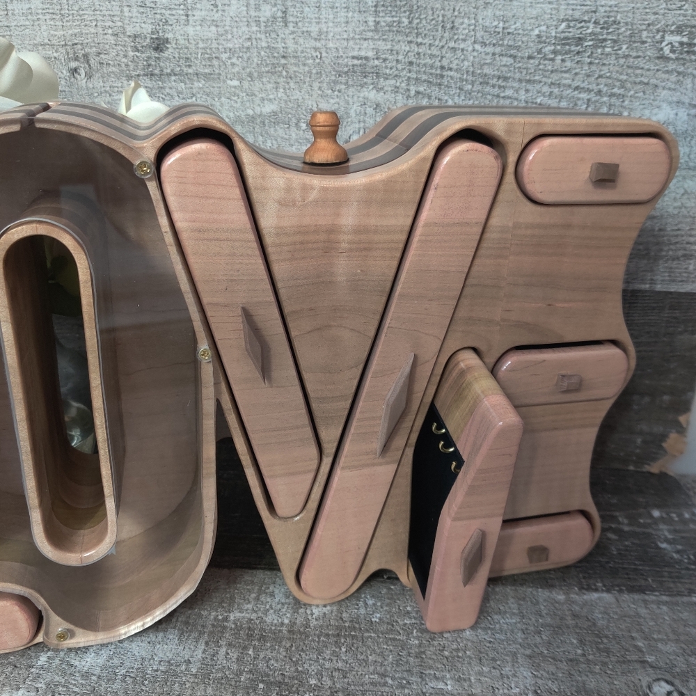 Handcrafted LOVE bandsaw jewelry box & bank*sold - Picture 7 of 8